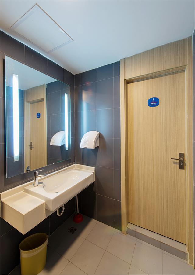 Hanting Hotel Shanghai Pudong Airport Zhuqiao Eksteriør billede